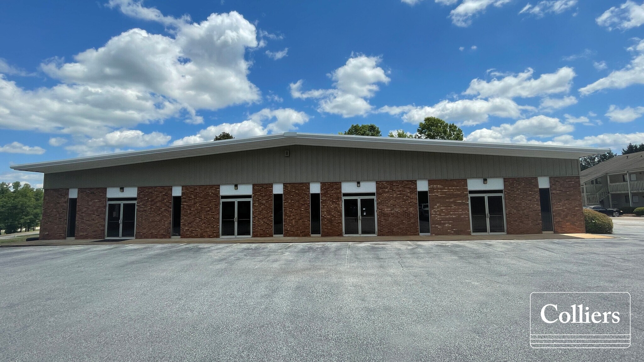 2212 Old Furnace Rd, Boiling Springs, SC 29316