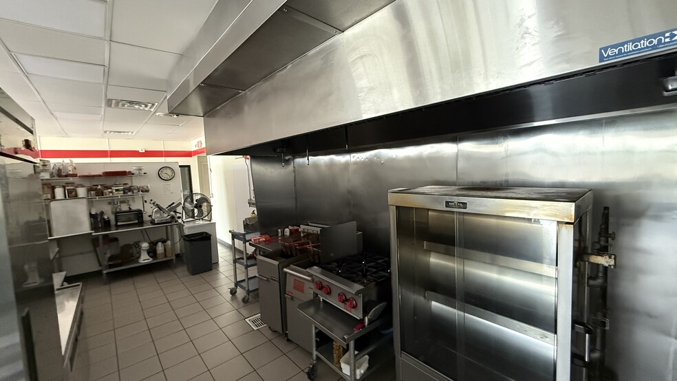 1276-1280 N Route 83, Grayslake, IL for lease - Building Photo - Image 2 of 15