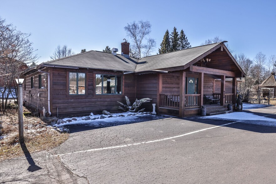 5427 Park St, Boulder Junction, WI 54512