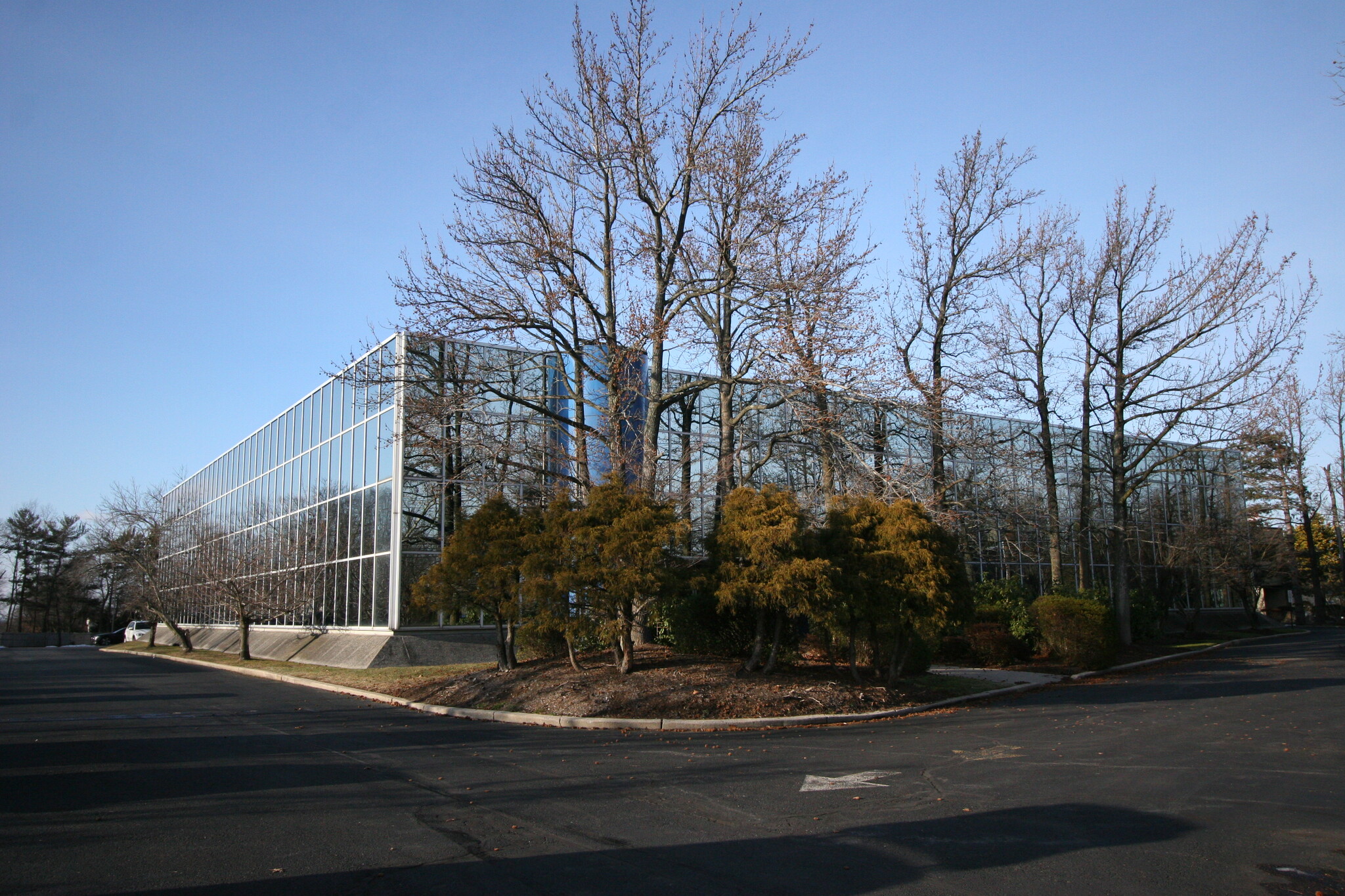 400 Sylvan Ave, Englewood Cliffs, NJ for lease Building Photo- Image 1 of 15