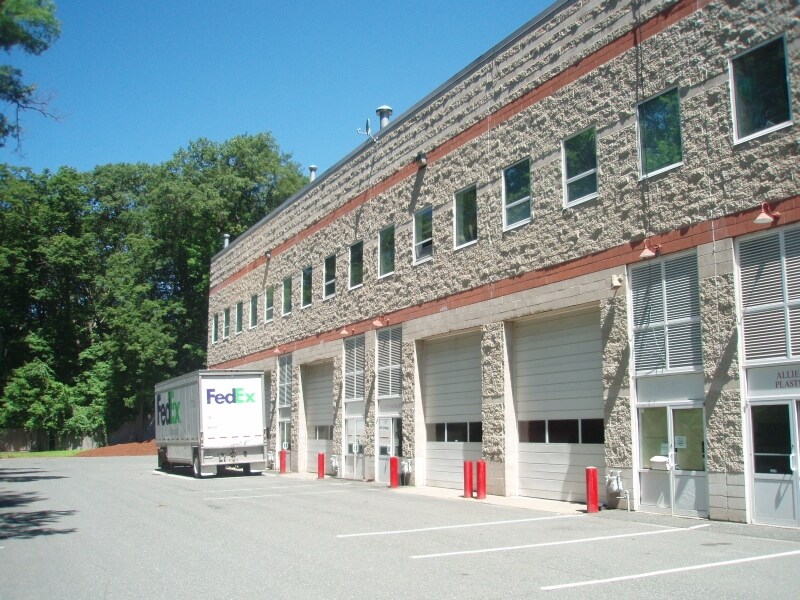 100 Ferncroft Rd, Danvers, MA 01923 Ferncroft Ind Condominiums