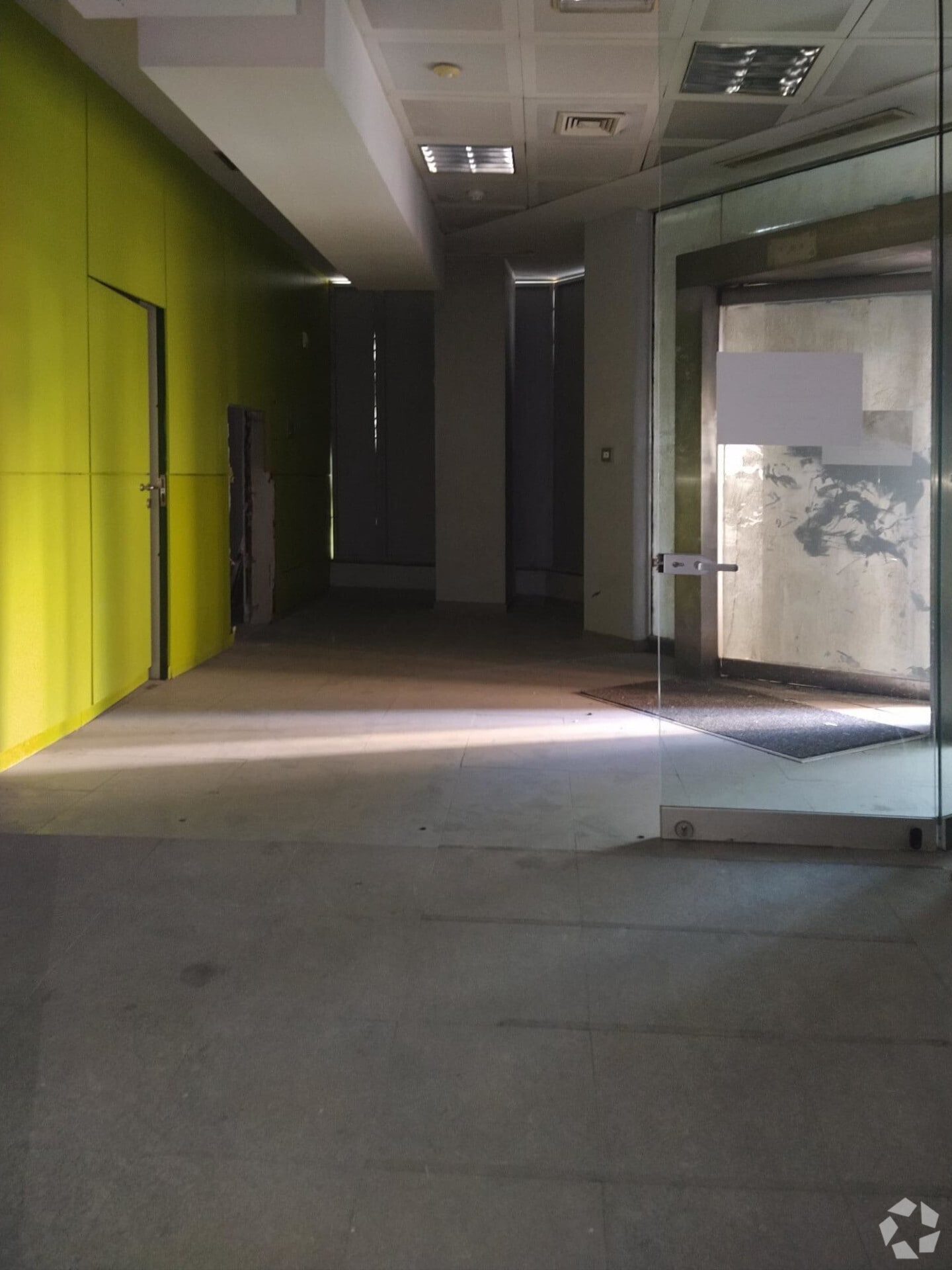 Retail in Madrid, Madrid for lease Interior Photo- Image 1 of 9