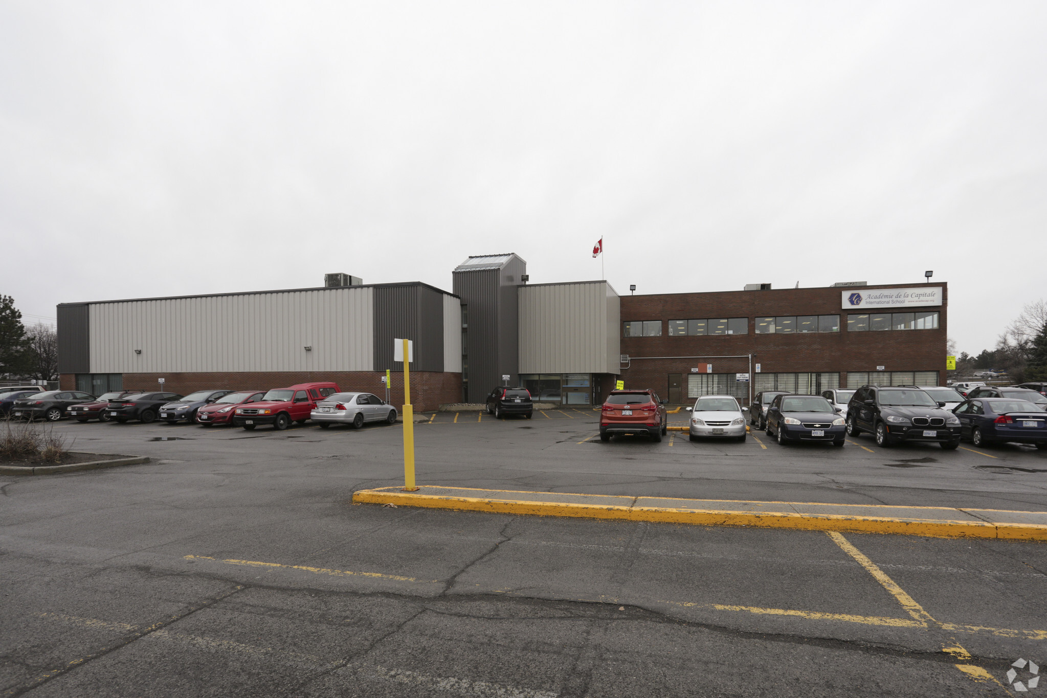 1010-1024 Morrison Dr, Ottawa, ON for lease Primary Photo- Image 1 of 5