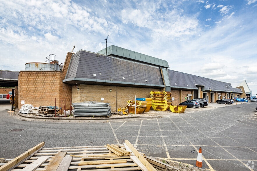 Knowles Hl, Bradford for lease - Building Photo - Image 3 of 15
