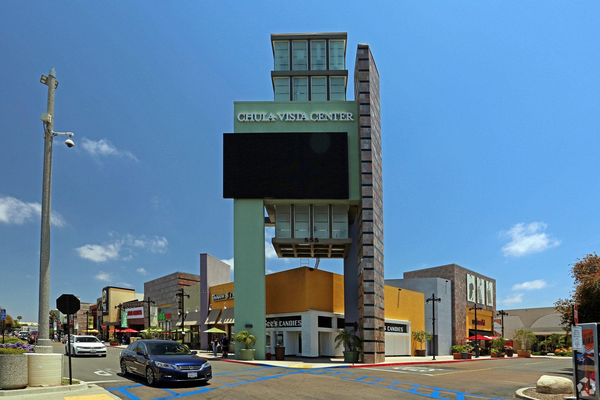 555 Broadway, Chula Vista, CA for lease Building Photo- Image 1 of 3