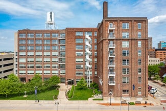 More details for 401 SW Water St, Peoria, IL - Office for Lease