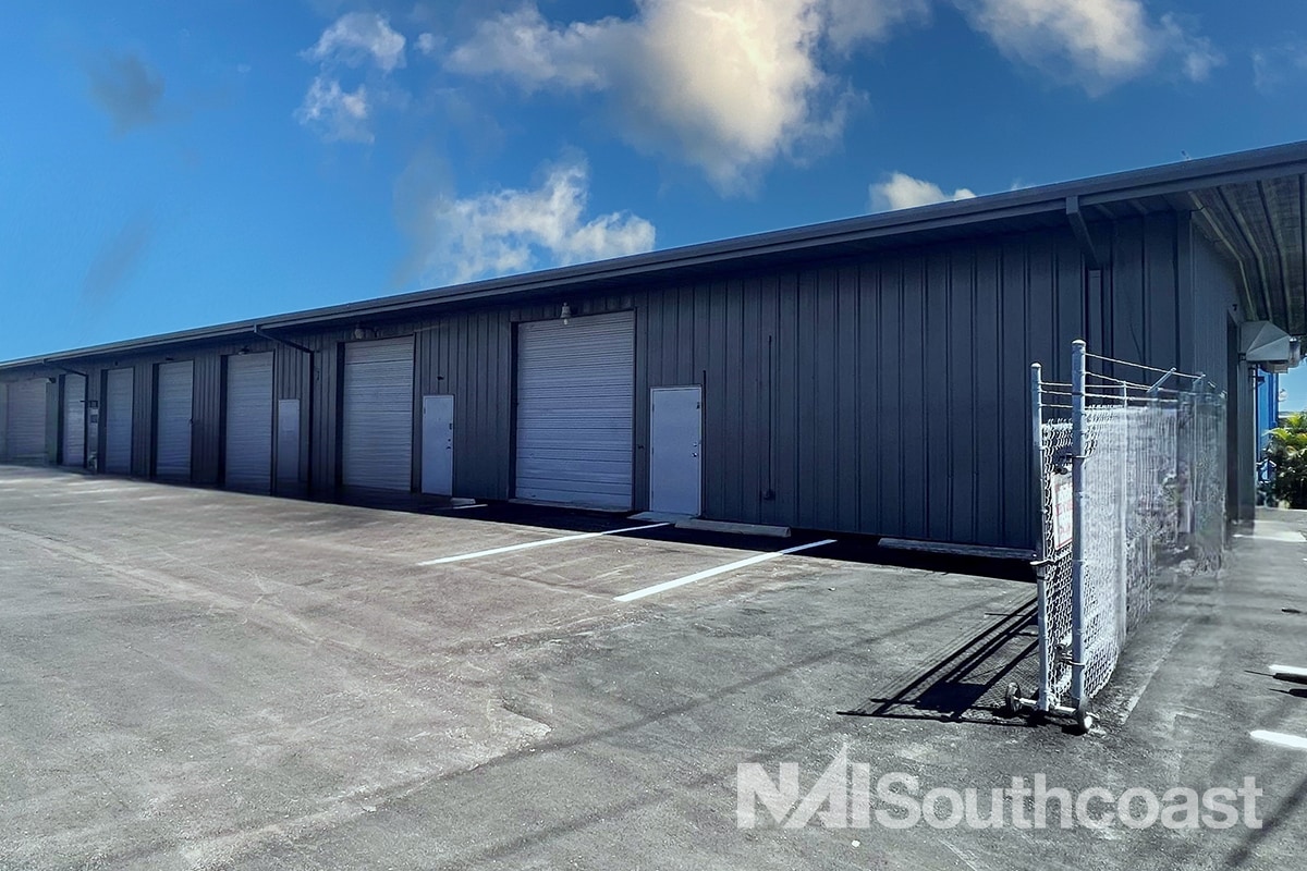 408-412 Farmers Market Rd, Fort Pierce, FL for lease Building Photo- Image 1 of 11
