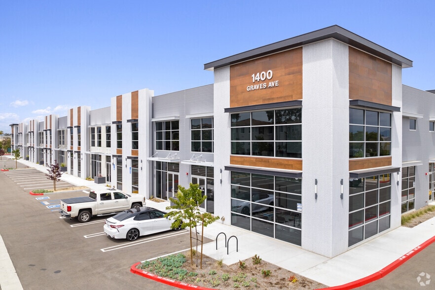 1400 Graves Ave, Oxnard, CA for lease - Primary Photo - Image 1 of 52