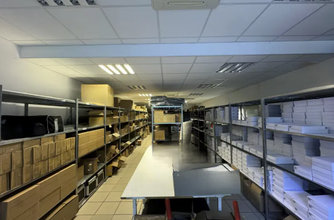 Flex in Montpellier for lease Interior Photo- Image 2 of 2