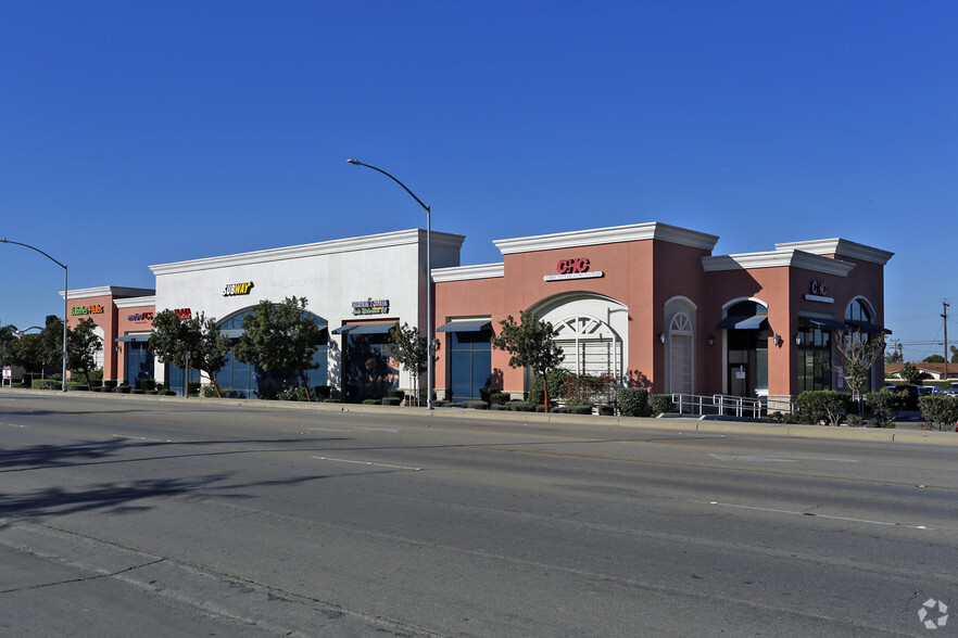 1811-1839 N Broadway, Santa Maria, CA for sale - Primary Photo - Image 1 of 1