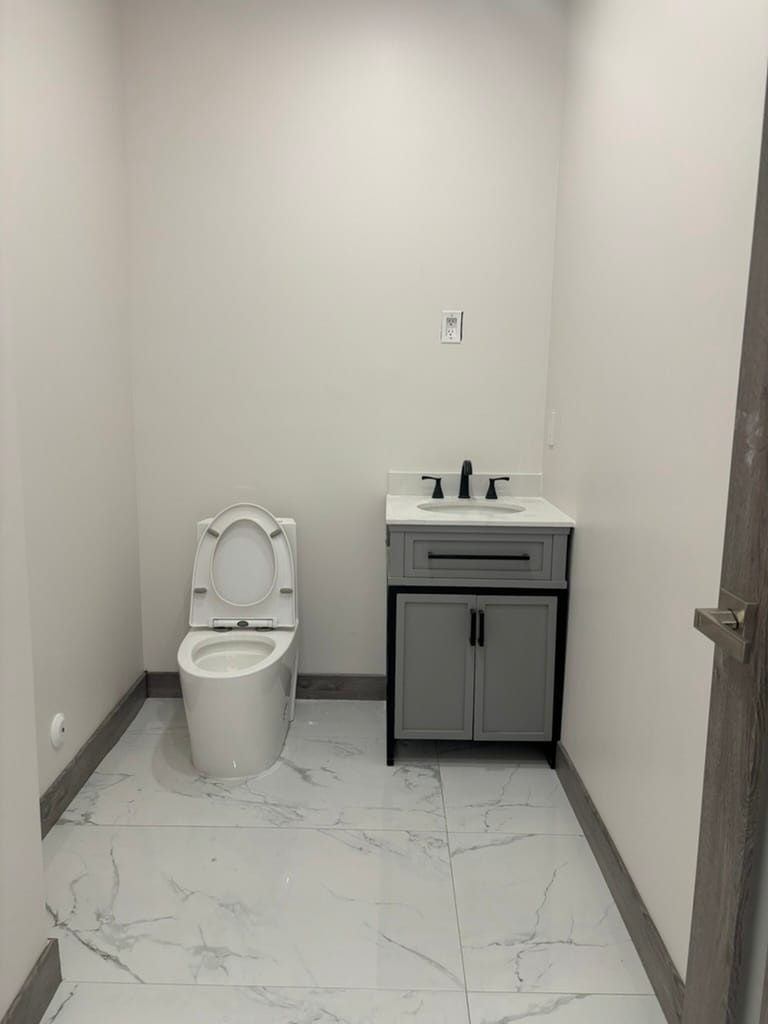 12760-12890 Biscayne Blvd, North Miami, FL for lease Interior Photo- Image 1 of 7