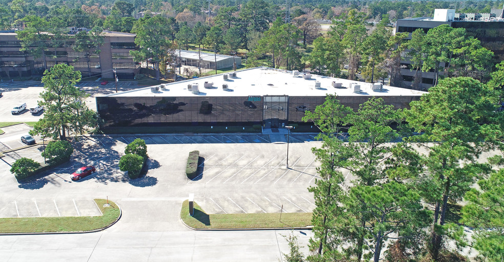 25227 Grogans Mill Rd, The Woodlands, TX for lease - Building Photo - Image 3 of 5