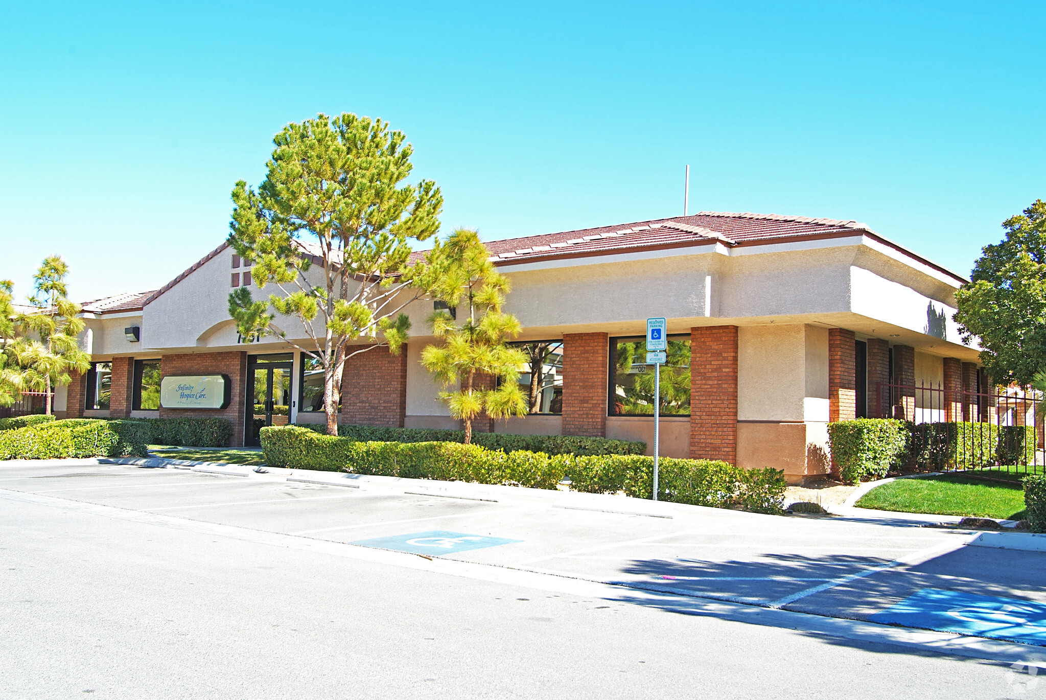 7211 W Charleston Blvd, Las Vegas, NV 89117 - The Pines Office Park ...