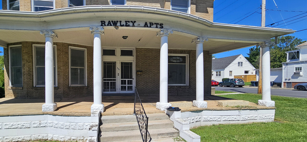 398 E Market St, Harrisonburg, VA for sale - Building Photo - Image 3 of 26