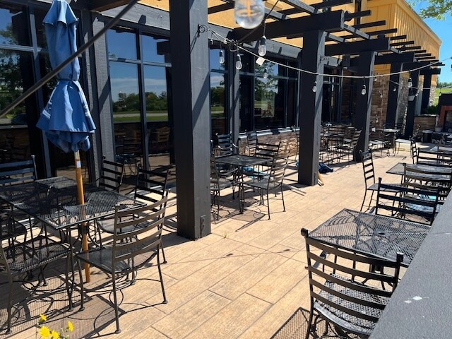 4255 W Frontage Rd, Owatonna, MN for sale - Building Photo - Image 1 of 1