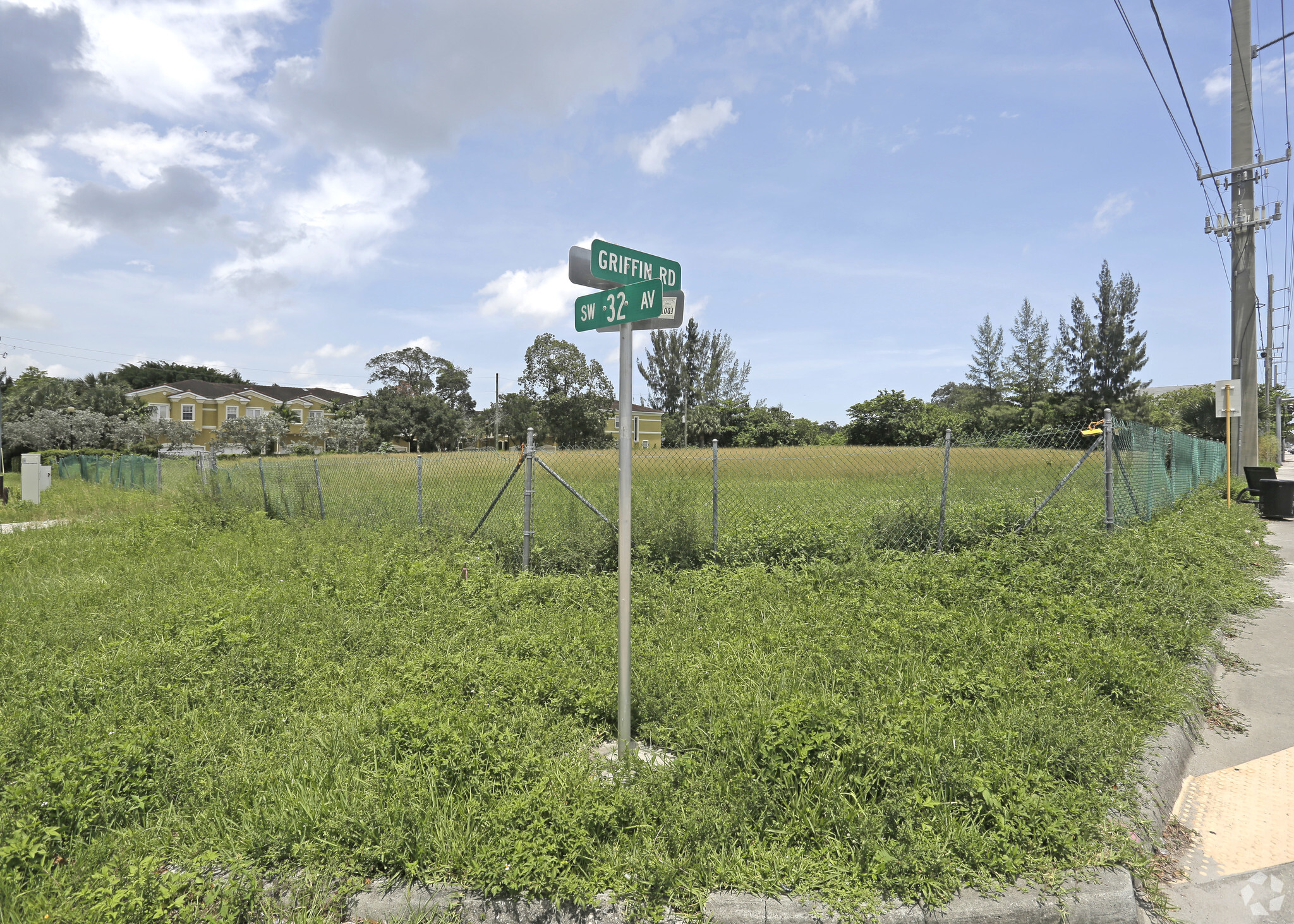 3100 Griffin Rd, Fort Lauderdale, FL for sale Primary Photo- Image 1 of 1