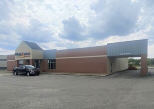 3241 Northview Dr, Elkhart, IN for lease Building Photo- Image 2 of 4