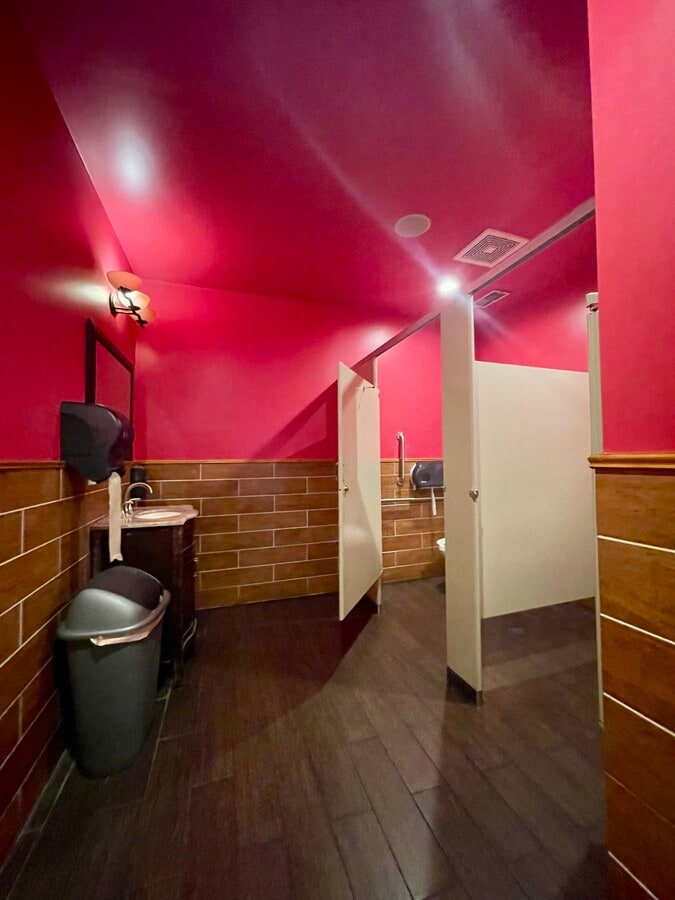AVENUE 67 ROXANNENERO 関税送料込 Flexport Fulton Market sublease available after company