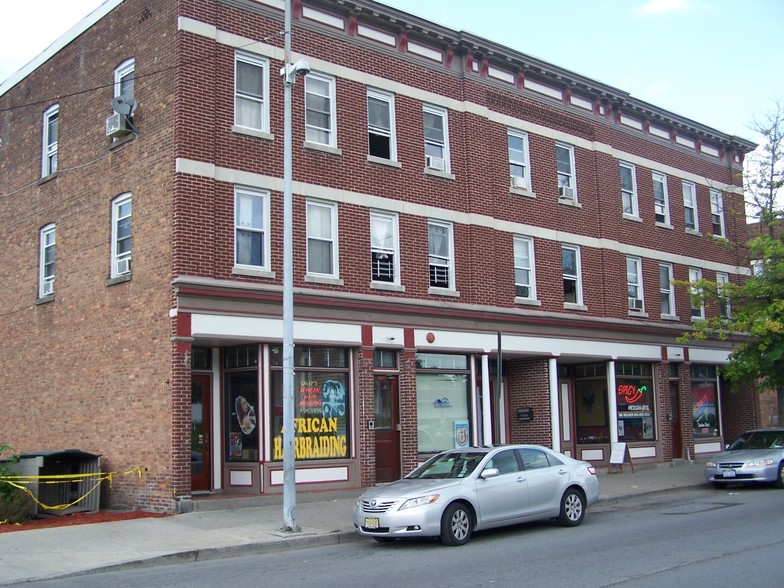 509-513 Main St, Poughkeepsie, NY for sale - Primary Photo - Image 1 of 17