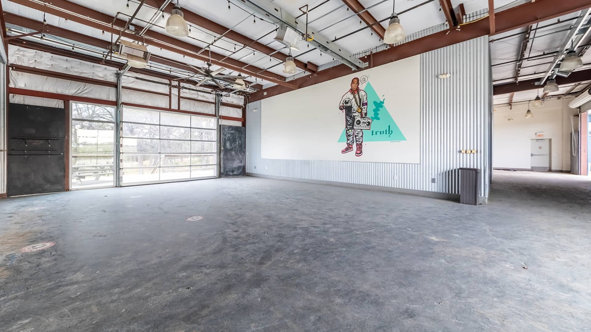 1201 Old Bastrop Hwy, Austin, TX 78742 1201 Old Bastrop Industrial Park