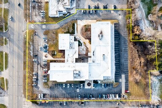 31500 W 13 Mile Rd, Farmington Hills, MI - Aerial  map view - Image1