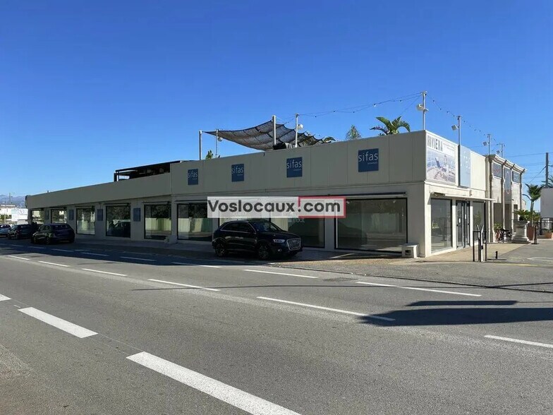 Retail in Antibes for lease - Building Photo - Image 1 of 4