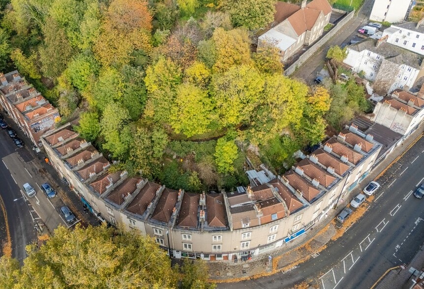 Jacob’s Wells Road & St George’s Road portfolio of 17 properties for sale on LoopNet.com - Aerial - Image 2 of 23