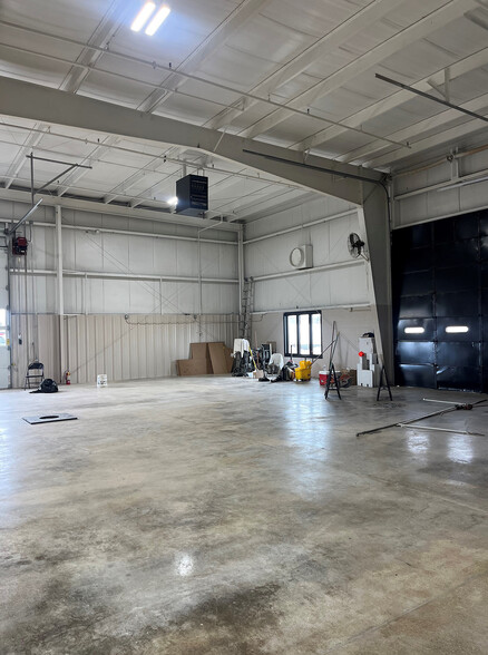 1281 N Raddant Rd, Batavia, IL for lease - Building Photo - Image 3 of 10