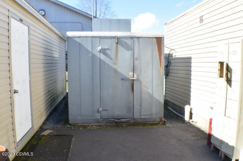 36 Elysburg Rd, Riverside, PA 17868 Heeters DriveIn