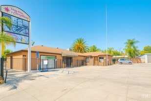 306-308 Roberts Ln, Bakersfield CA - 1031 Exchange Property