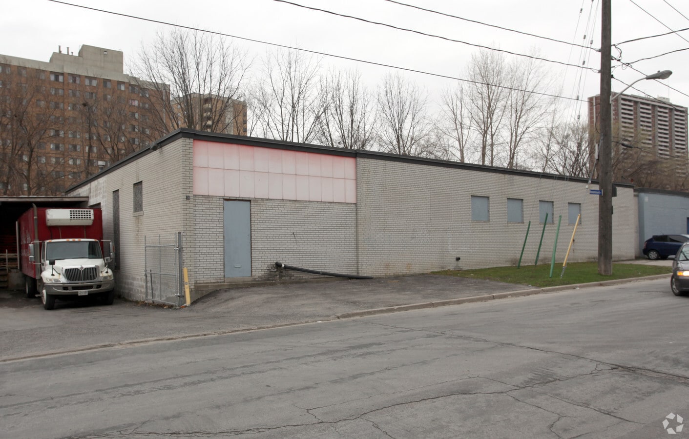 30 Rosemount Ave, Toronto, ON M9N 1H4