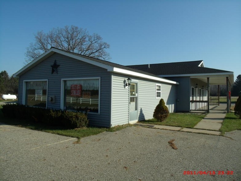 1965 Mertz Rd, Caro, MI for sale - Primary Photo - Image 1 of 1