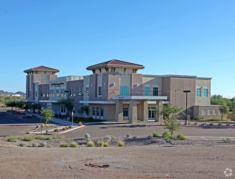 525 S Watson Rd, Buckeye, AZ for lease - Building Photo - Image 1 of 3