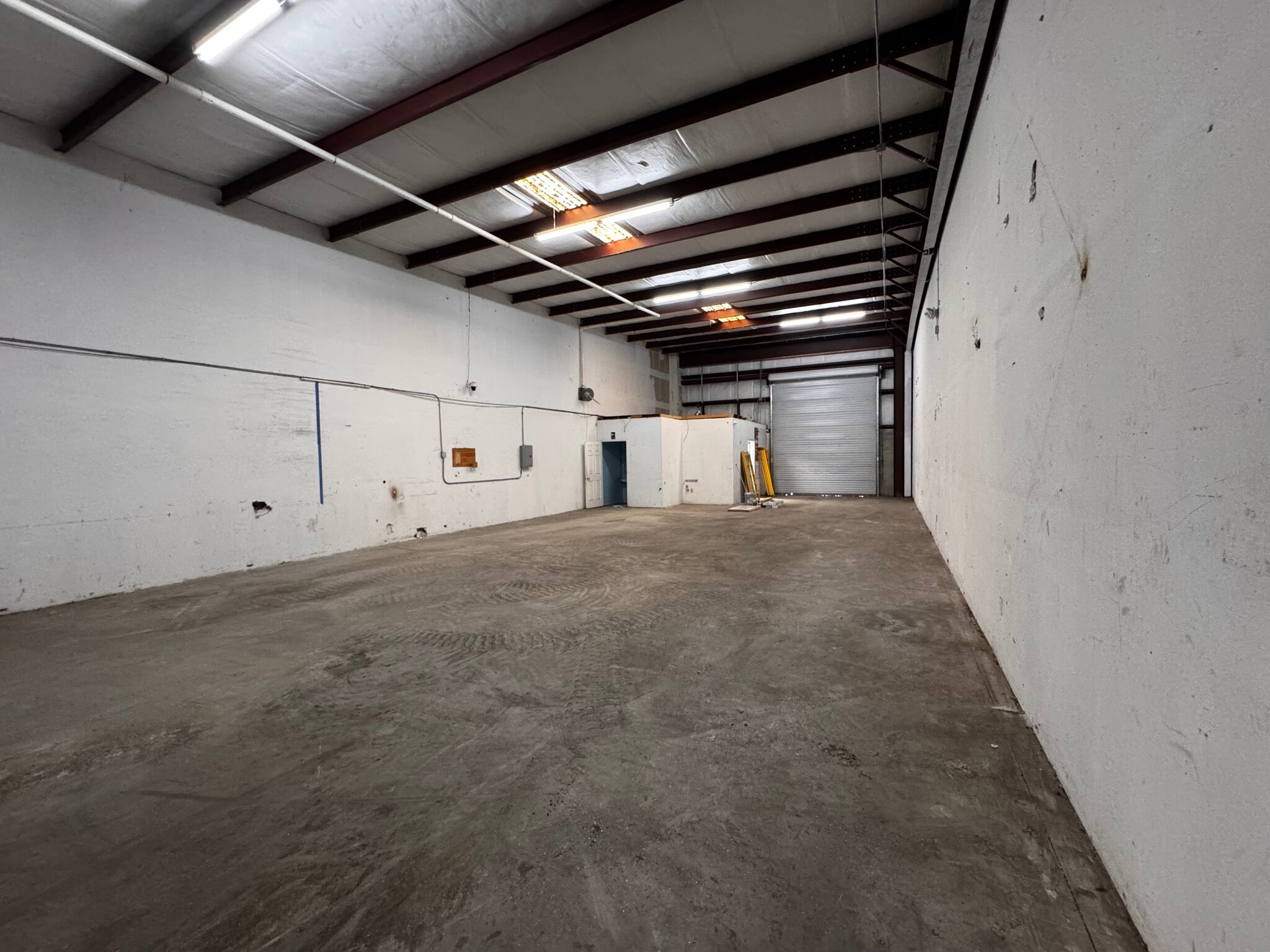 1700-1708 Kelley Ave, Kissimmee, FL for lease Interior Photo- Image 1 of 10