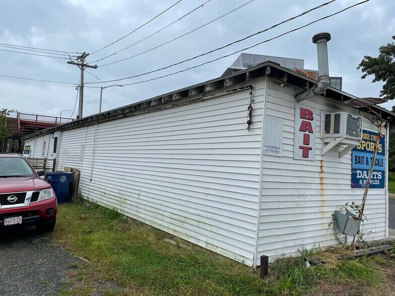 280 Bridge St, Salem, MA 01970 Retail for Sale