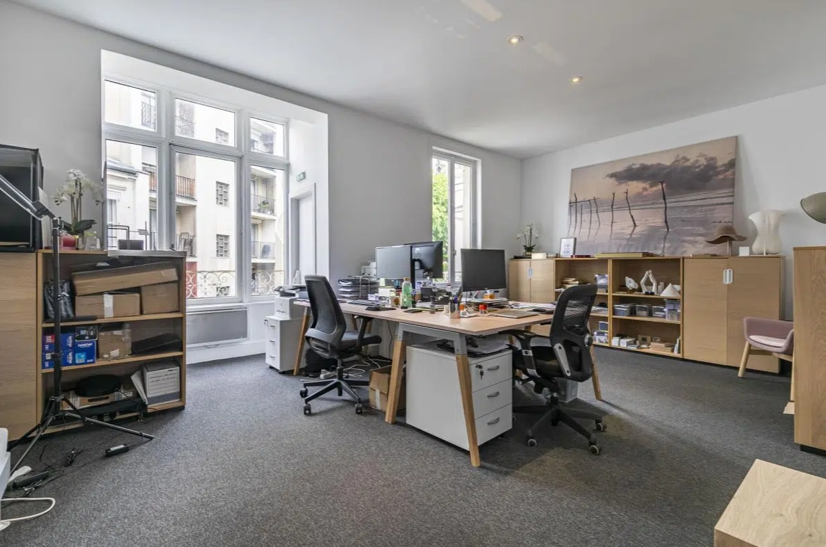 24 Rue Eugène Flachat, Paris for lease Interior Photo- Image 1 of 6