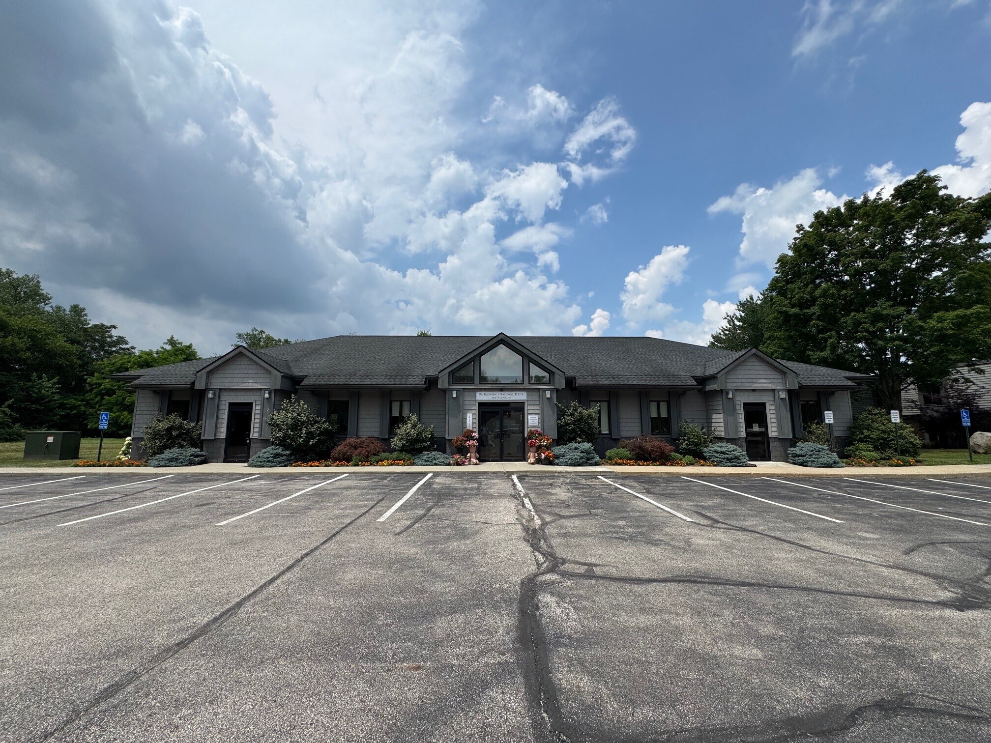 4332 S Cleveland Massillon Rd, Norton, OH for lease Interior Photo- Image 1 of 10