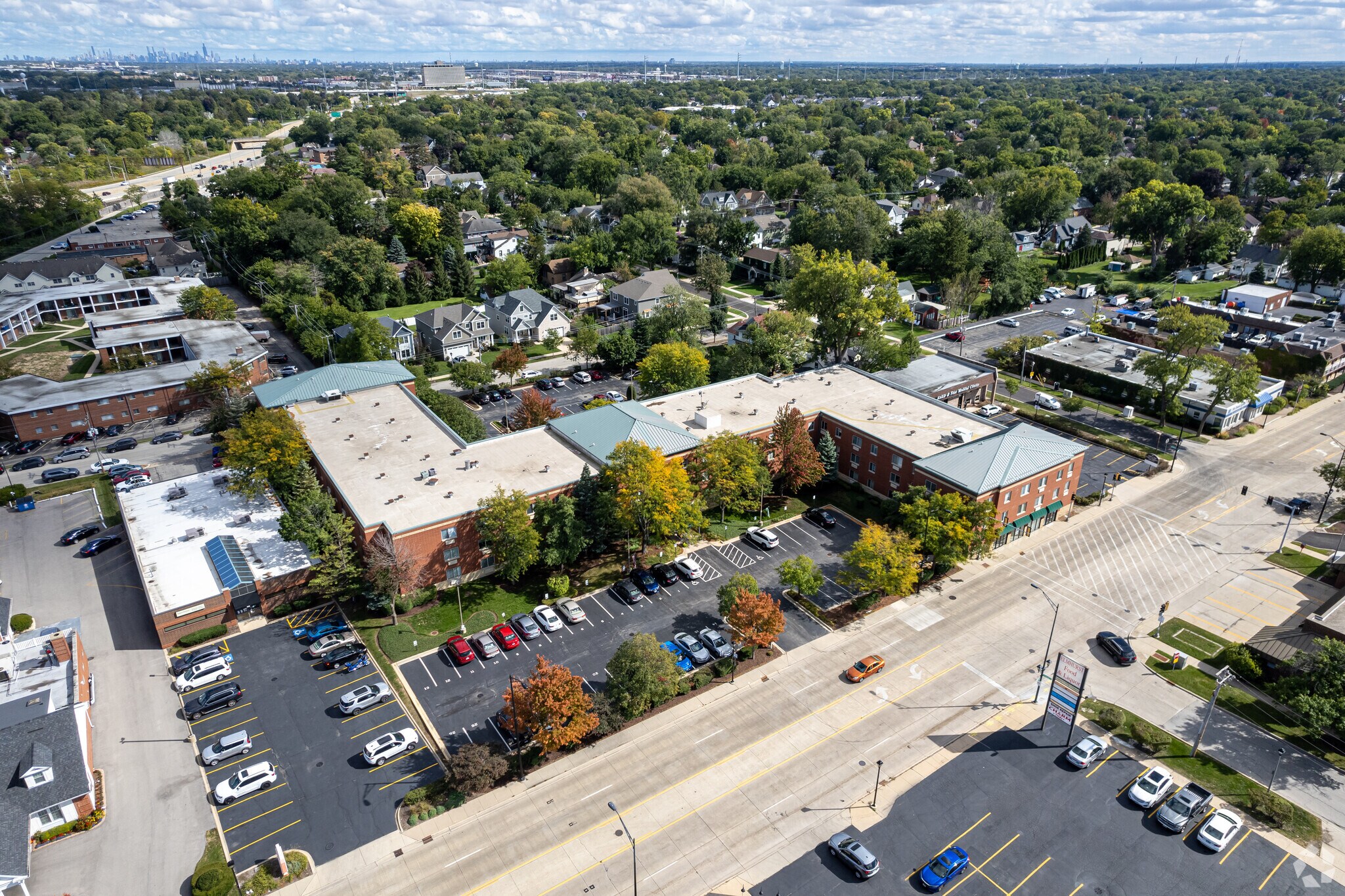 401 N York Rd, Elmhurst, IL for sale Aerial- Image 1 of 1