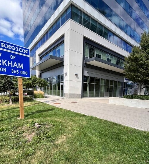 7191 Yonge St, Markham, ON for lease - Building Photo - Image 3 of 12