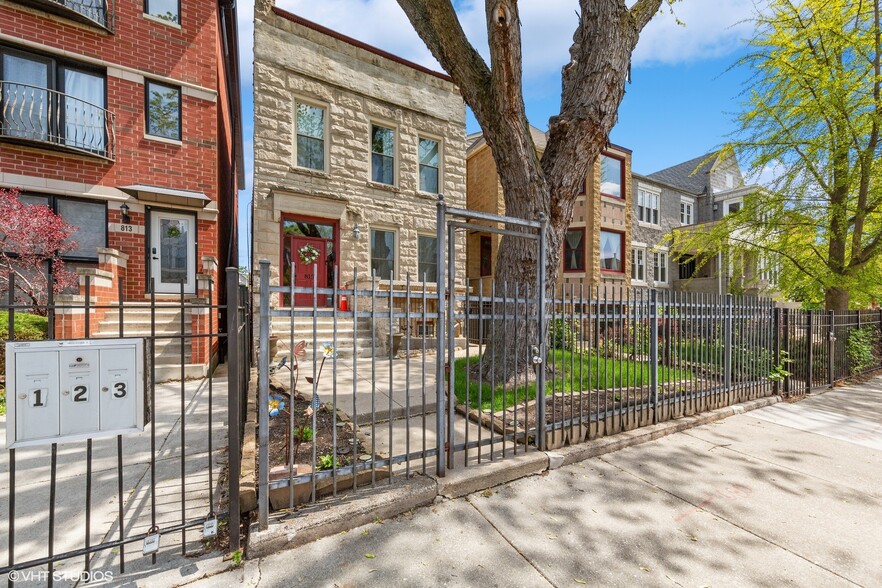 815 S Bell Ave, Chicago, IL for sale - Building Photo - Image 1 of 39