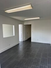 5220-5296 NW 163rd St, Hialeah, FL for lease Building Photo- Image 1 of 2