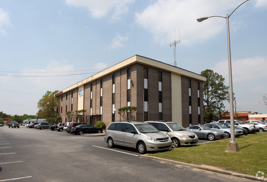 6296 Rivers Ave, North Charleston, SC for sale - Primary Photo - Image 1 of 1