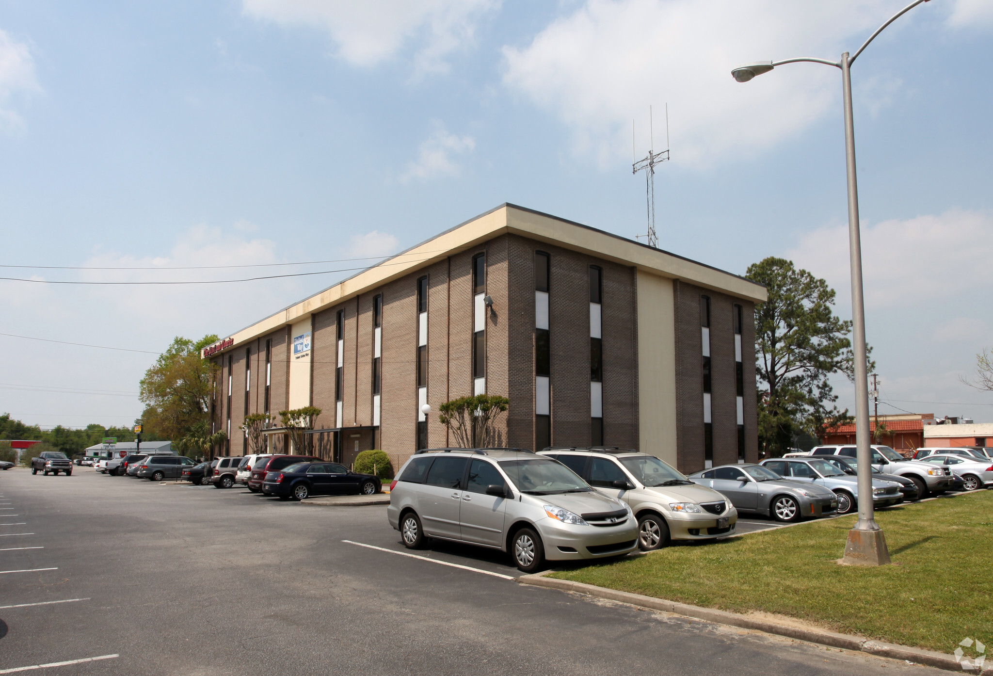 6296 Rivers Ave, North Charleston, SC for sale Primary Photo- Image 1 of 1