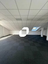 Office in Eybens for sale Interior Photo- Image 1 of 11