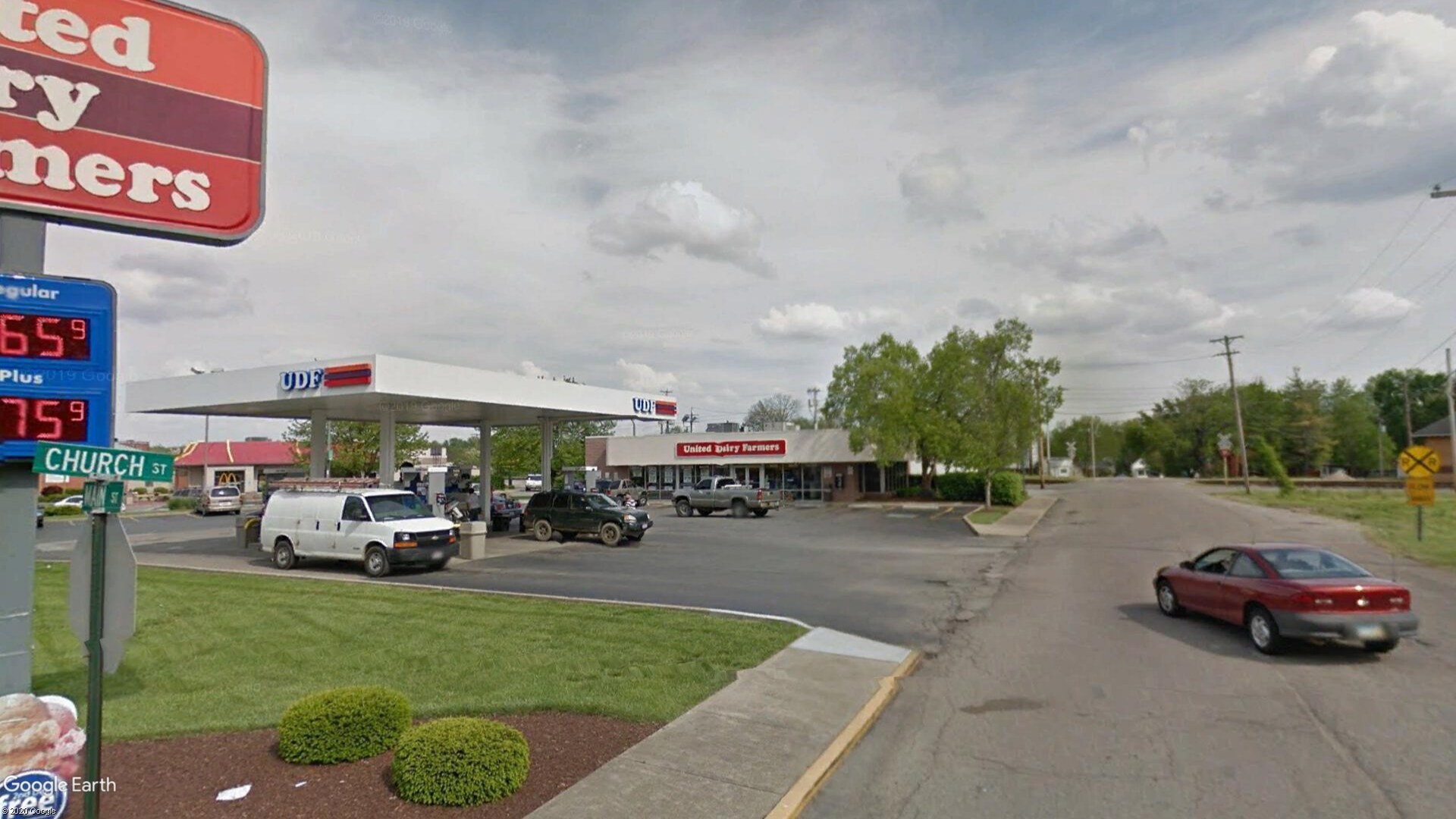 211 W Main St, Blanchester, OH 45107 United Dairy Farmers