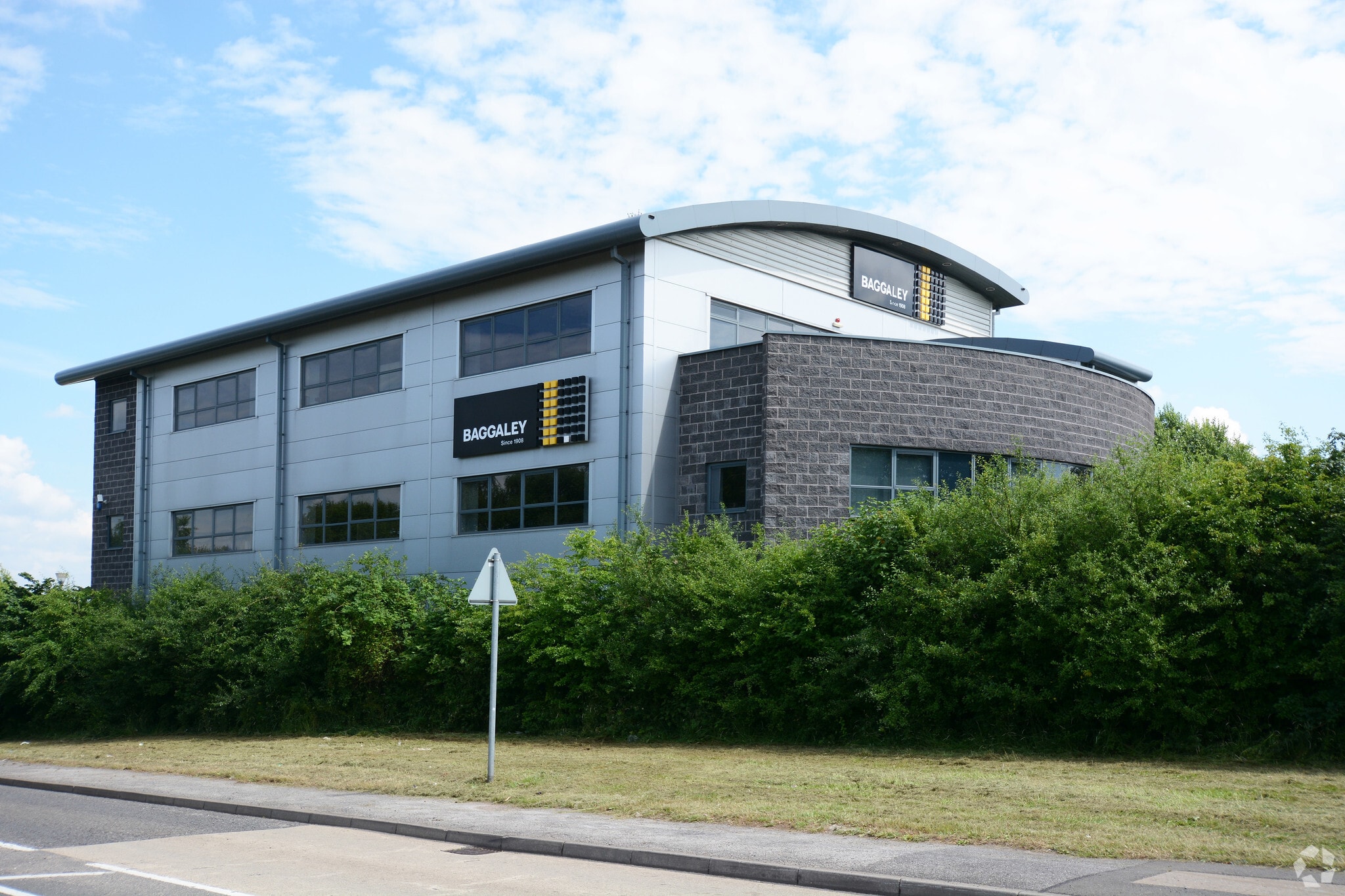 1 Melton Way, Mansfield for sale Primary Photo- Image 1 of 1