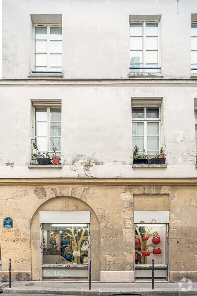 70 Rue Du Temple, Paris for lease - Building Photo - Image 3 of 5