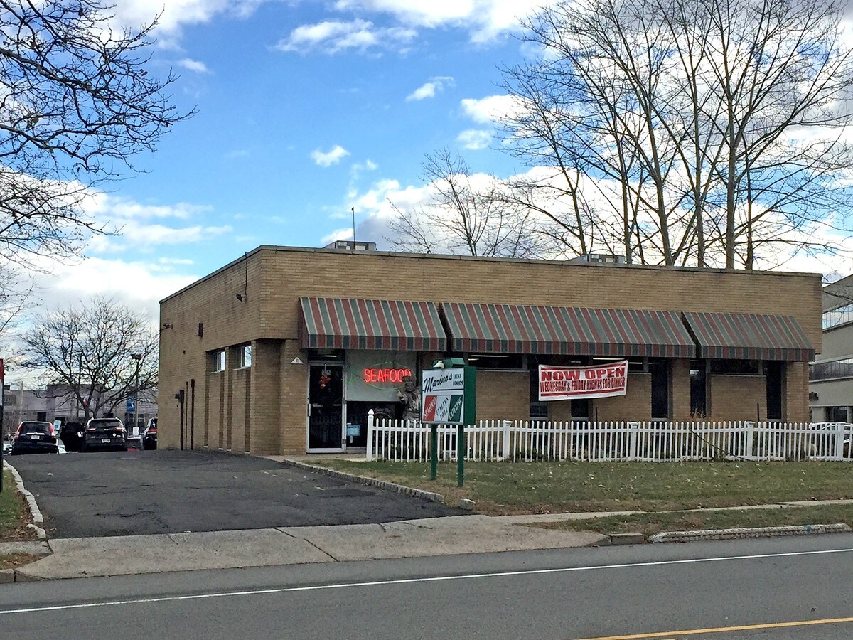 905 Mountain Ave, Springfield, NJ 07081