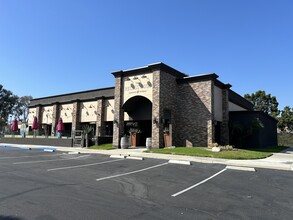 18380-18450 Brookhurst St, Fountain Valley, CA for lease Building Photo- Image 1 of 9