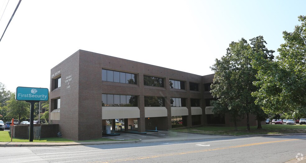 10421 W Markham St, Little Rock, AR for lease - Primary Photo - Image 1 of 8